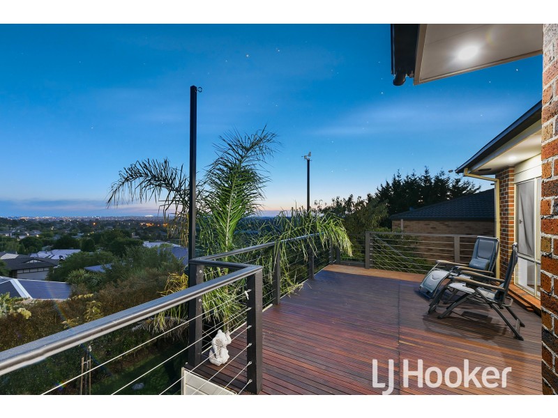 18 Yaldara Drive, Berwick VIC 3806