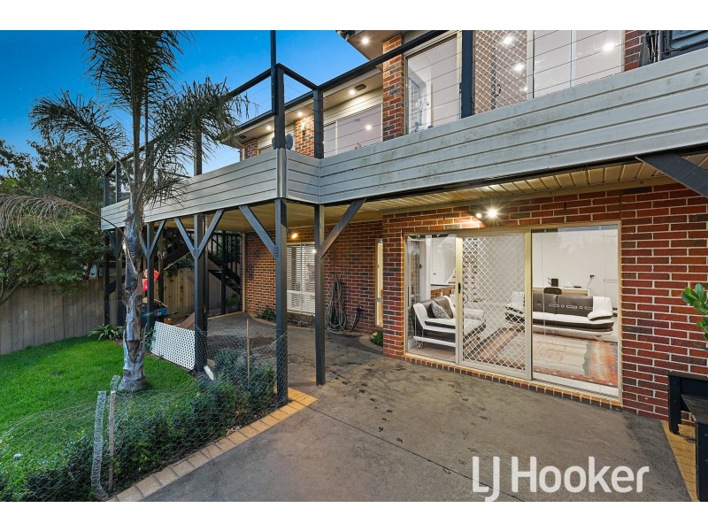 18 Yaldara Drive, Berwick VIC 3806