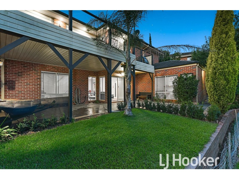 18 Yaldara Drive, Berwick VIC 3806