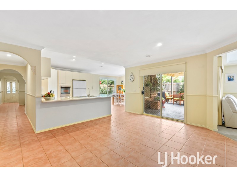 13 Stirling Circuit, Beaconsfield VIC 3807