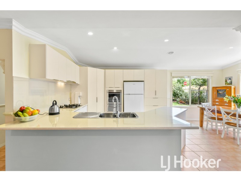 13 Stirling Circuit, Beaconsfield VIC 3807