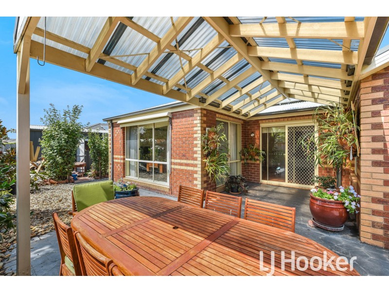 13 Stirling Circuit, Beaconsfield VIC 3807
