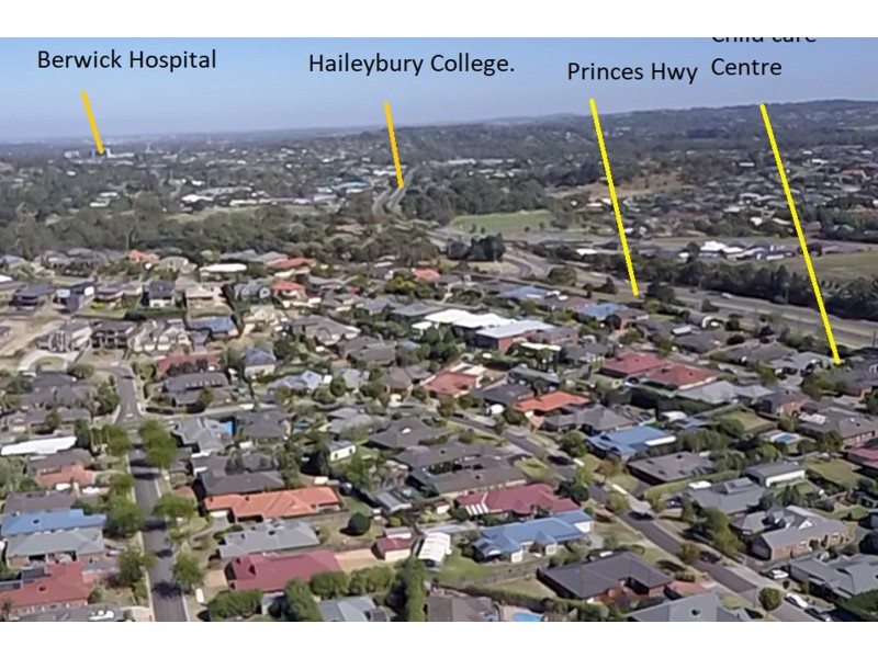 13 Stirling Circuit, Beaconsfield VIC 3807