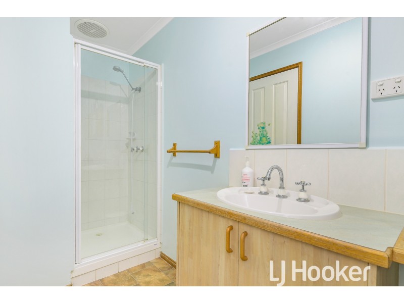 21 Norman Place, Narre Warren VIC 3805