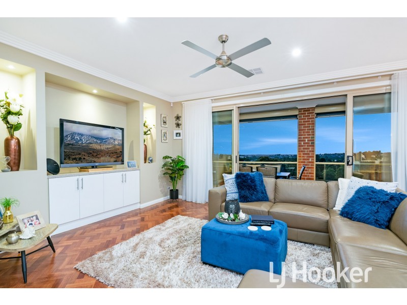 8 Crestview Drive, Beaconsfield VIC 3807