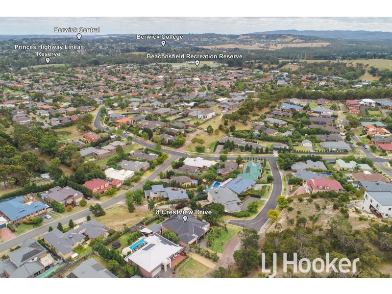 8 Crestview Drive, Beaconsfield VIC 3807