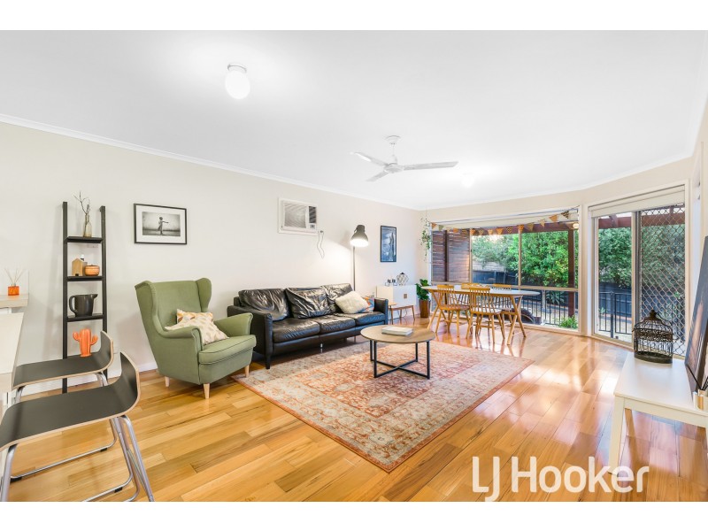 29 Valley View Crescent, Berwick VIC 3806