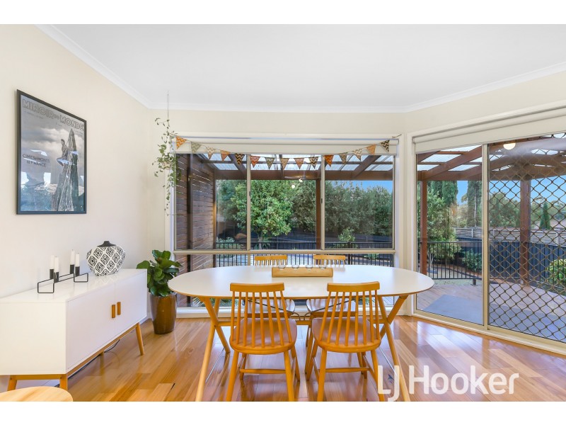 29 Valley View Crescent, Berwick VIC 3806