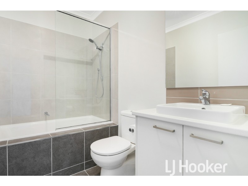 9 Mississippi Avenue, Clyde VIC 3978