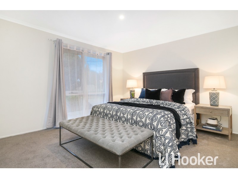 11 Redwood Court, Narre Warren VIC 3805