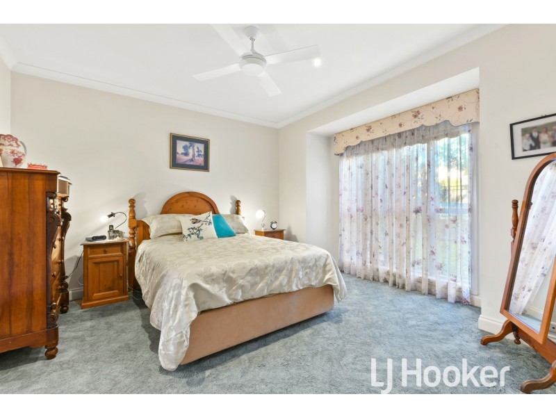 1/49 Lyall Road, Berwick VIC 3806