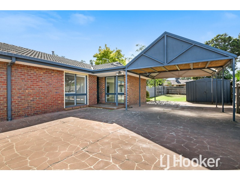 6 Venables Court, Berwick VIC 3806