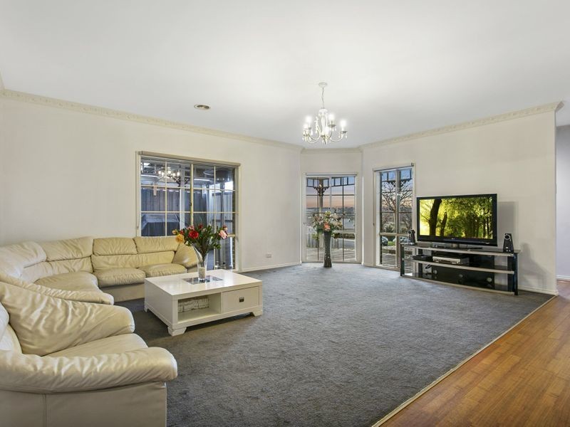 13 Castellana Court, Narre Warren South VIC 3805