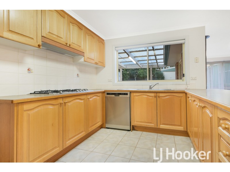 9 Edward Court, Berwick VIC 3806