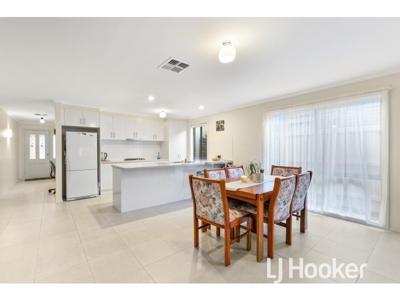 36 Copper Beech Road, Beaconsfield VIC 3807