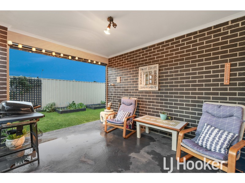 36 Copper Beech Road, Beaconsfield VIC 3807