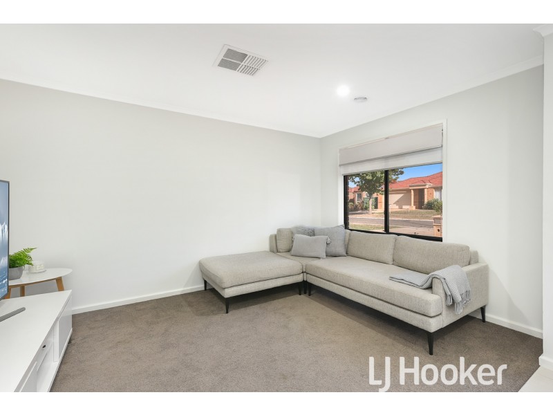 4 Earlwood Street, Narre Warren South VIC 3805