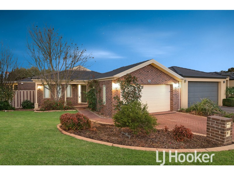 7 Lisson Court, Berwick VIC 3806