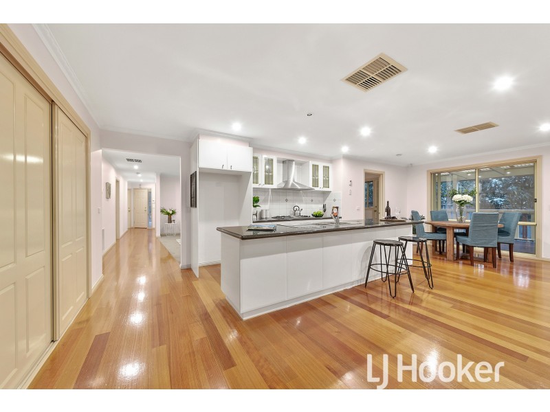 7 Lisson Court, Berwick VIC 3806