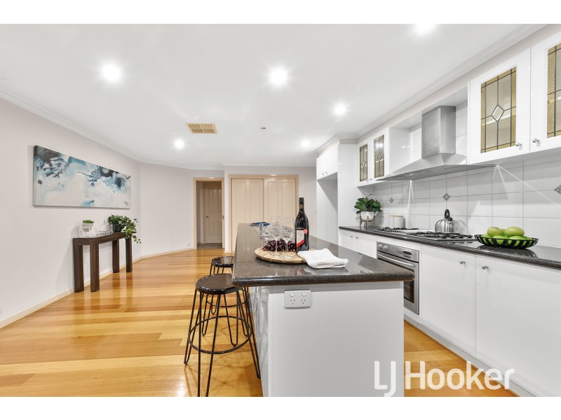 7 Lisson Court, Berwick VIC 3806