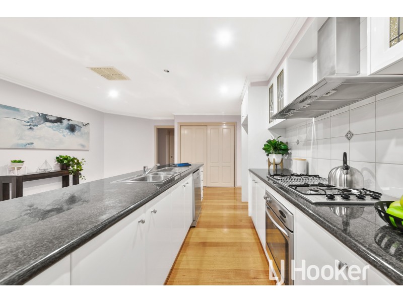 7 Lisson Court, Berwick VIC 3806