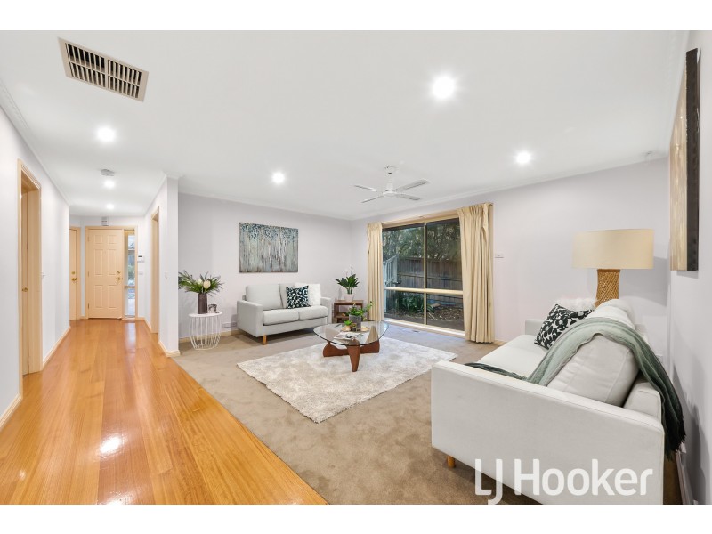 7 Lisson Court, Berwick VIC 3806