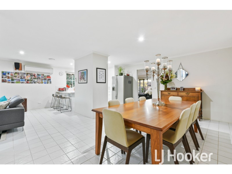 3 Hedgeley Drive, Berwick VIC 3806