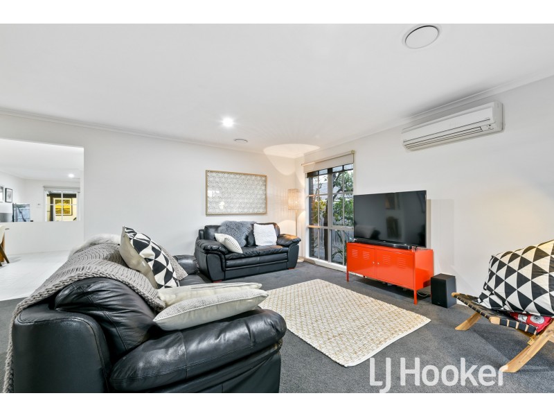 3 Hedgeley Drive, Berwick VIC 3806
