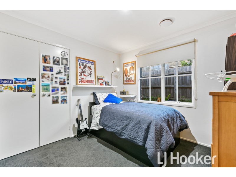 3 Hedgeley Drive, Berwick VIC 3806