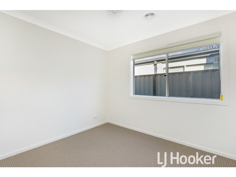 14 Raydale Avenue, Narre Warren South VIC 3805