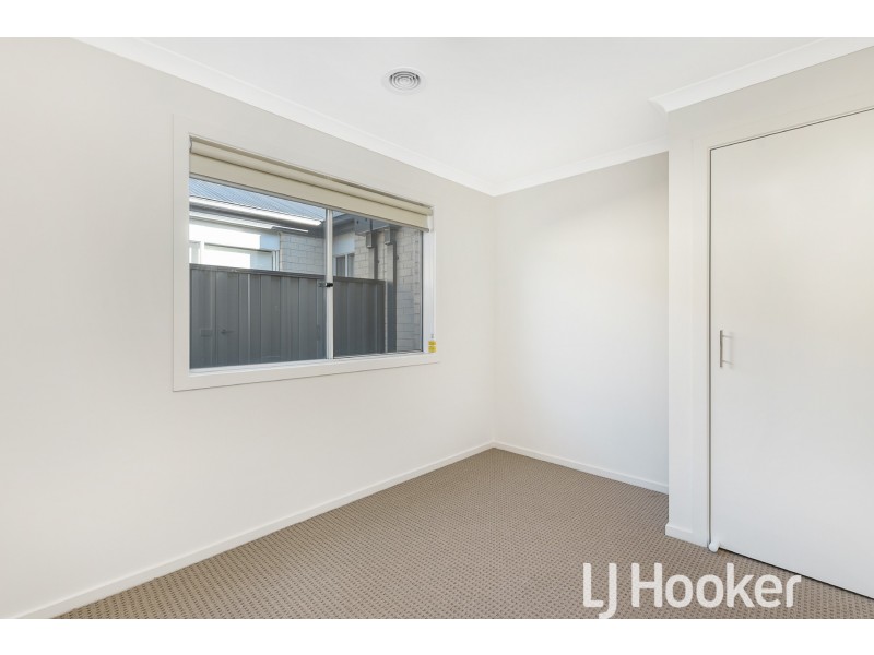 14 Raydale Avenue, Narre Warren South VIC 3805