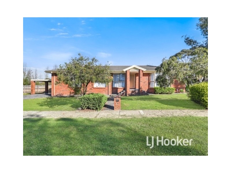 1 Howitt Court, Berwick VIC 3806