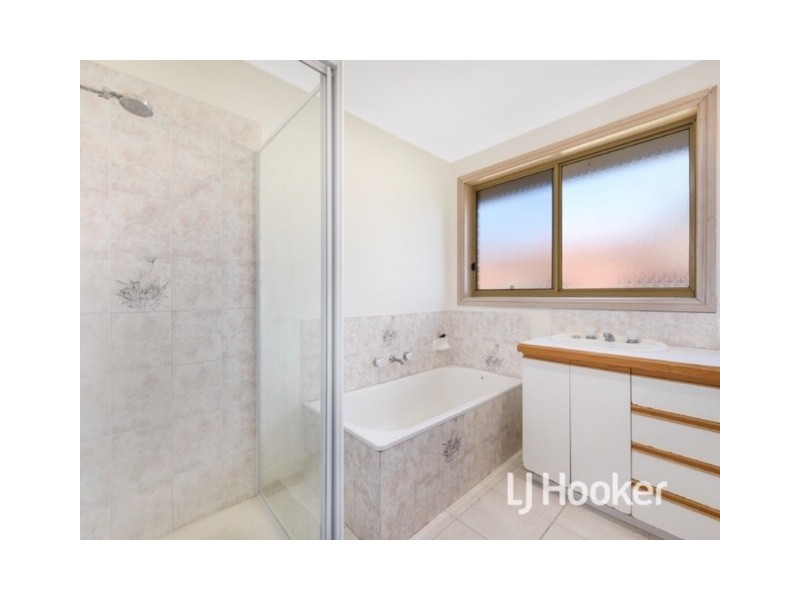 1 Howitt Court, Berwick VIC 3806