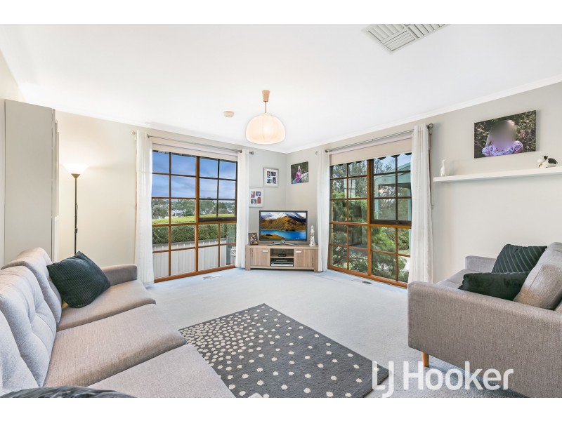 6 Redgum Place, Narre Warren VIC 3805