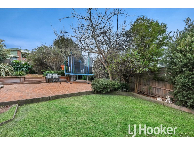 6 Redgum Place, Narre Warren VIC 3805