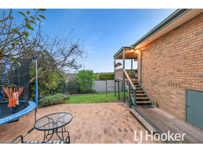 6 Redgum Place, Narre Warren VIC 3805