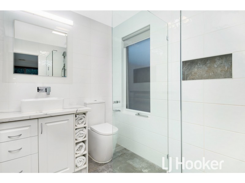 2 Sunbeam Court, Narre Warren South VIC 3805