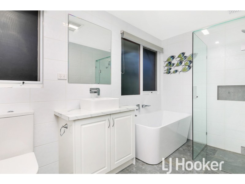 2 Sunbeam Court, Narre Warren South VIC 3805