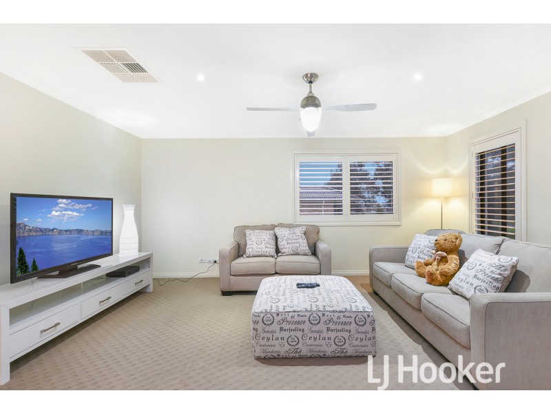 13 Alexia Drive, Berwick VIC 3806