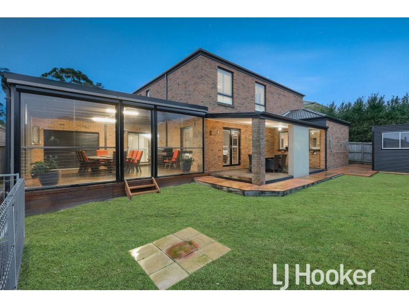 13 Alexia Drive, Berwick VIC 3806