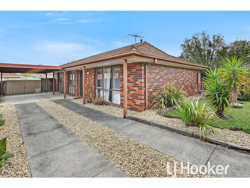 13 Emily Drive, Narre Warren VIC 3805