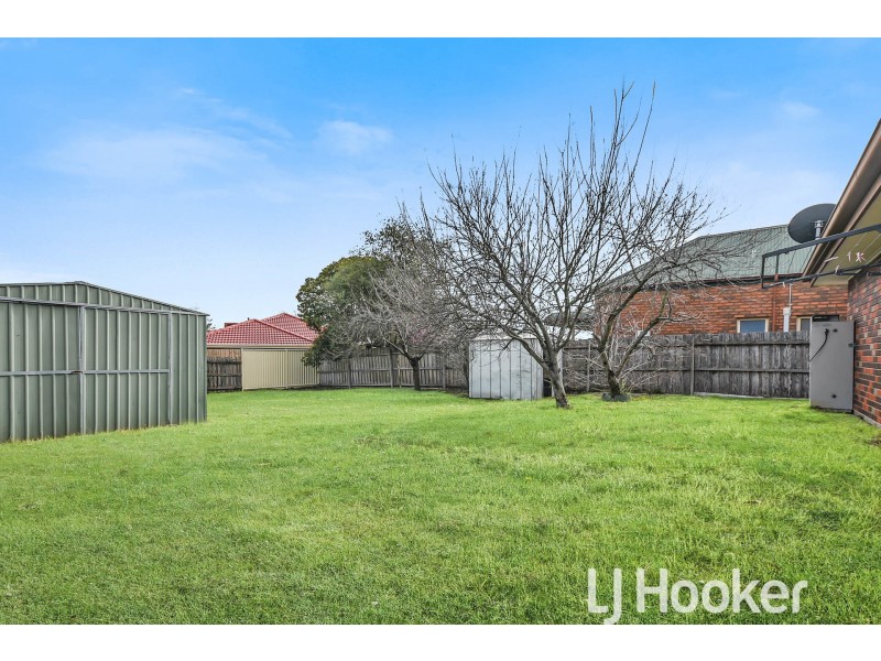 13 Emily Drive, Narre Warren VIC 3805
