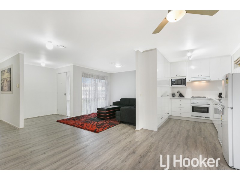 65 Kendall Drive, Narre Warren VIC 3805