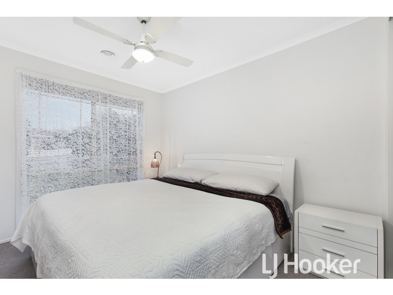 65 Kendall Drive, Narre Warren VIC 3805