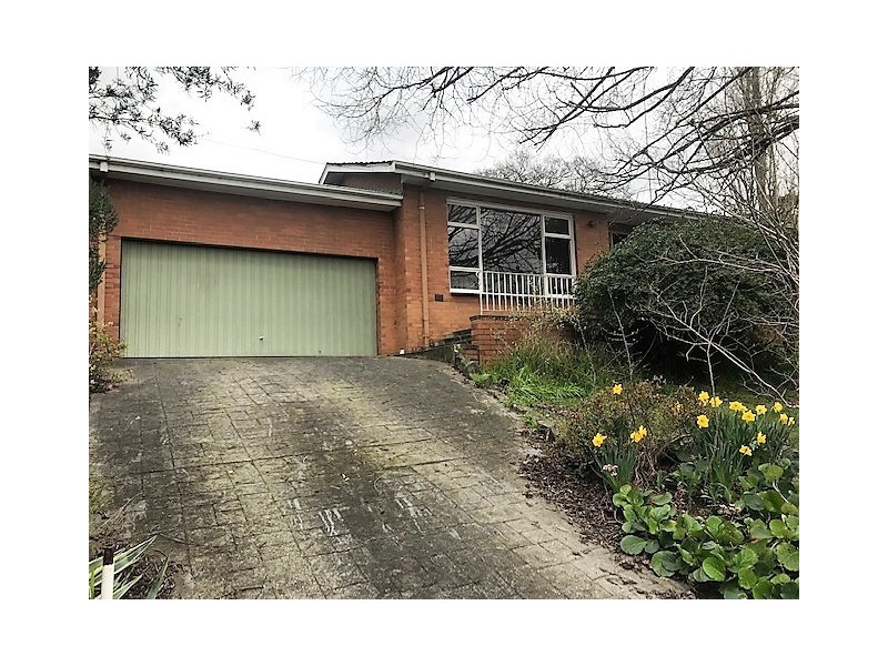 8 Anne Street, Berwick VIC 3806