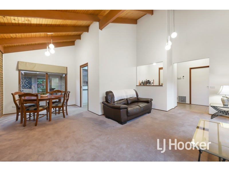 22 Balmain Drive, Berwick VIC 3806