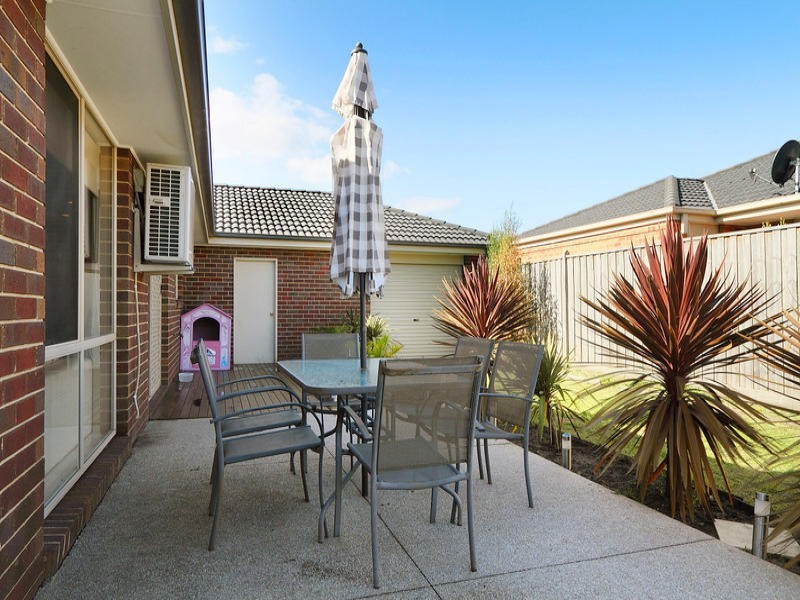 9 Jack William Way, Berwick VIC 3806