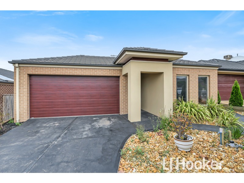 26 Macumba Drive, Clyde North VIC 3978