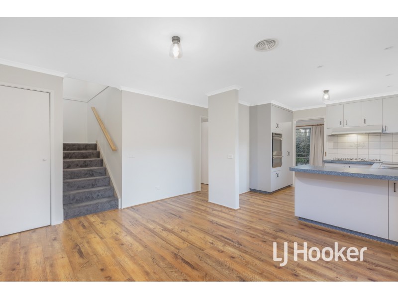 4 Kew Court, Narre Warren VIC 3805