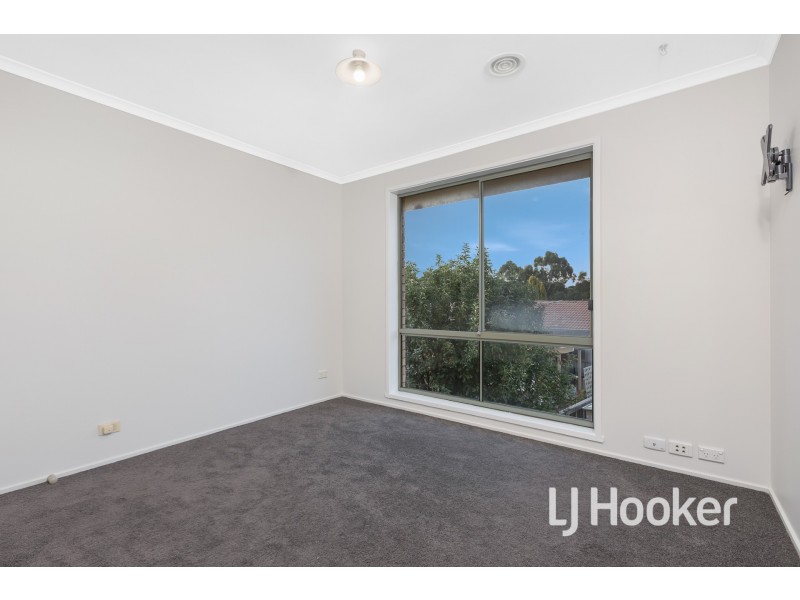 4 Kew Court, Narre Warren VIC 3805